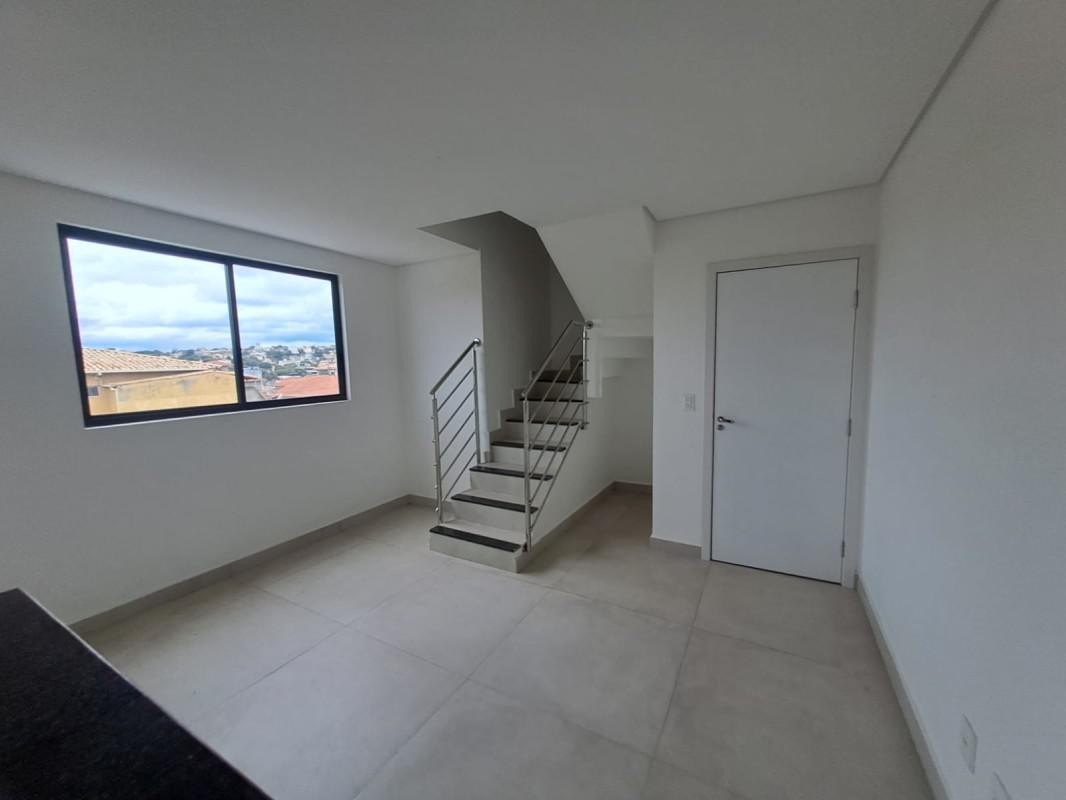 Cobertura, Planalto, 3 Quartos, 2 Vagas, 1 Suíte