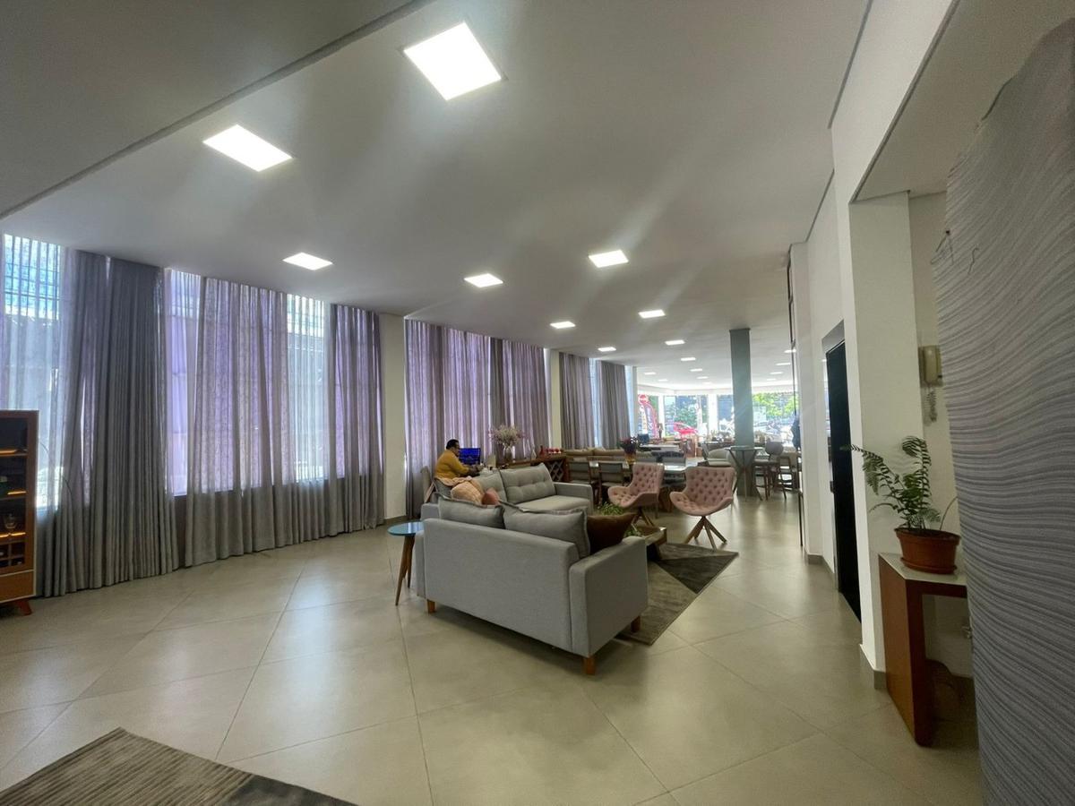 Prédio, Floresta, 0 Quarto, 10 Vagas