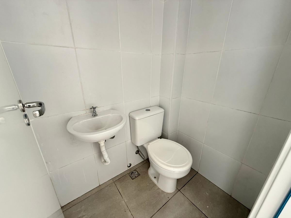 Andar, Aeroporto, 0 Quarto, 1 Vaga