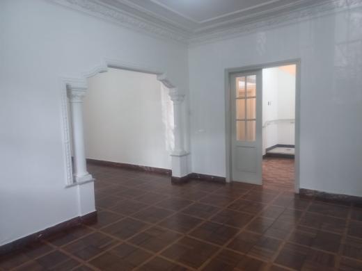 Casa Comercial, Barro Preto, 4 Quartos, 3 Vagas