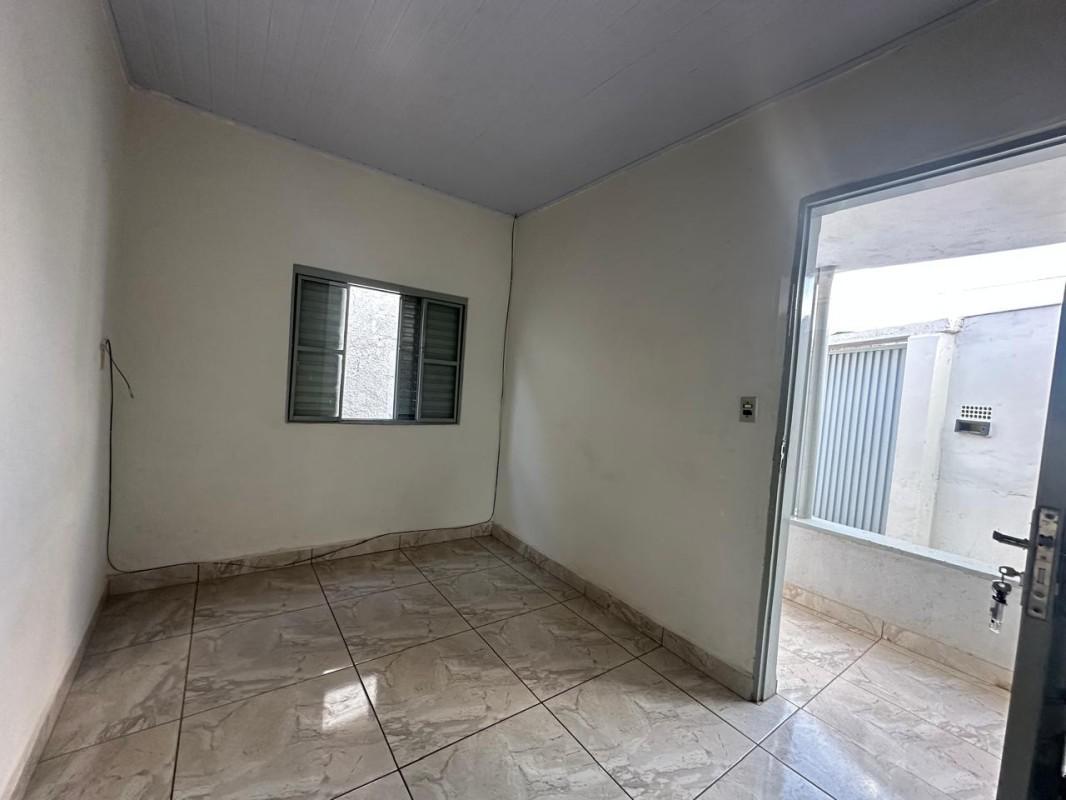 Casa, Centro, 2 Quartos, 1 Vaga