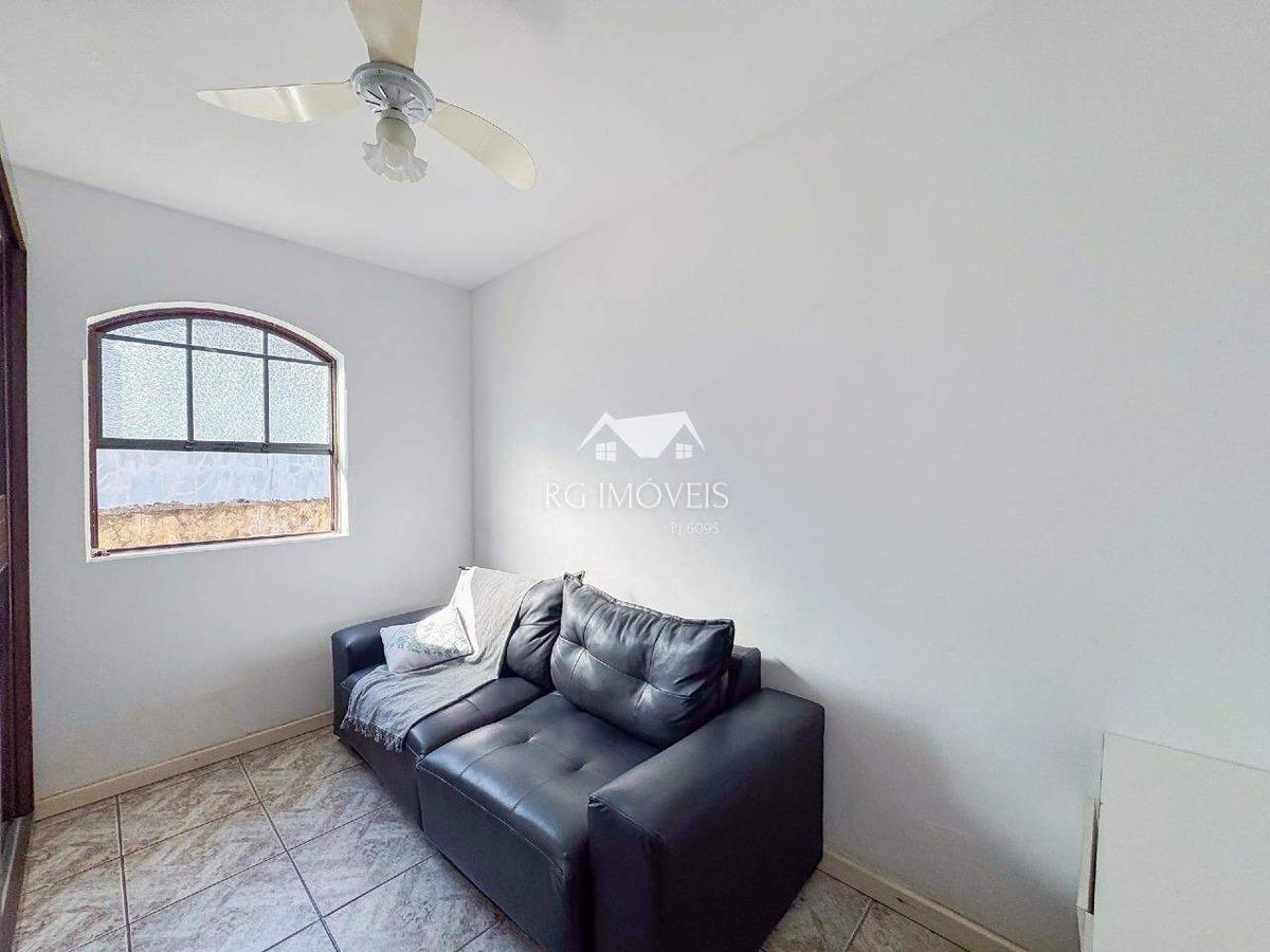Casa, Itaipu, 5 Quartos, 4 Vagas, 1 Suíte