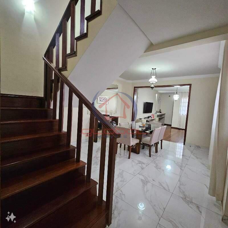 Casa, Castelo, 3 Quartos, 3 Vagas, 2 Suítes