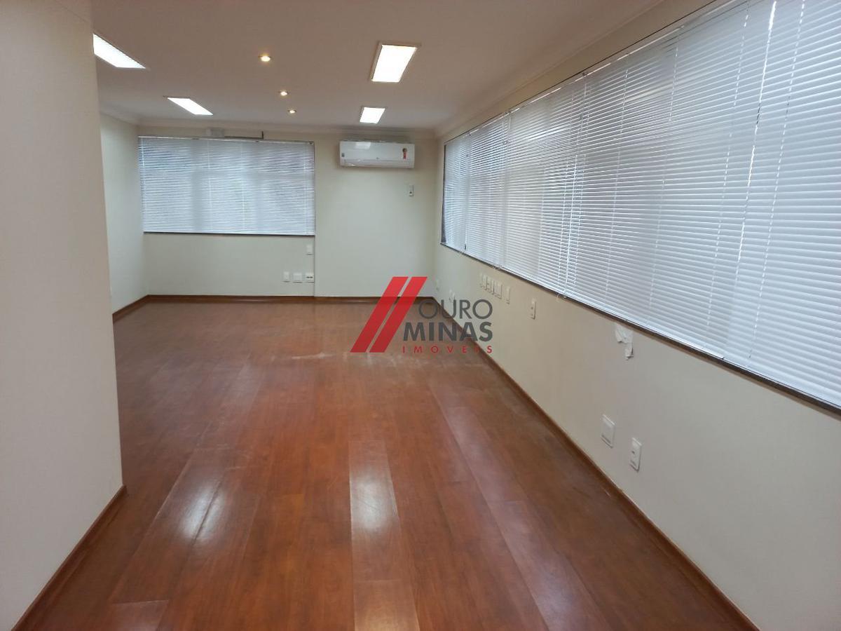 Sala, Santa Efigênia, 3 Vagas