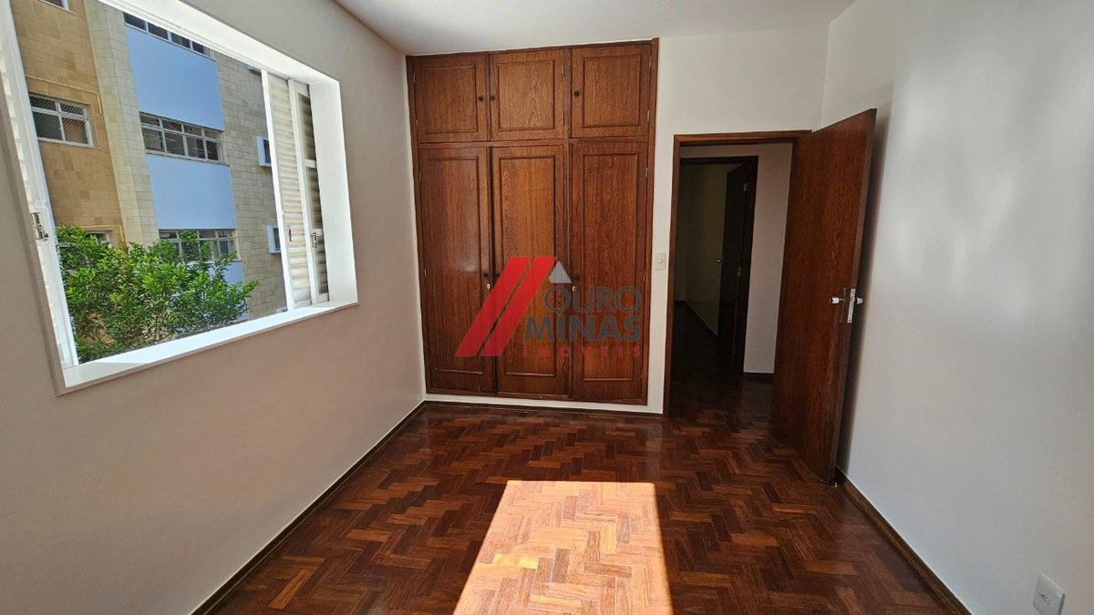 Apartamento, Funcionários, 4 Quartos, 2 Vagas, 1 Suíte