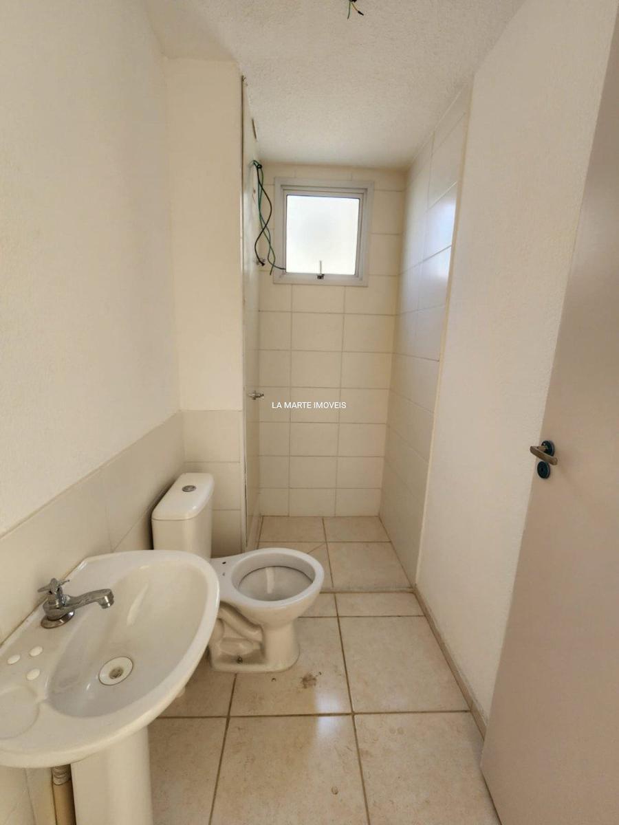 Apartamento, Jardim Riacho das Pedras, 2 Quartos, 1 Vaga