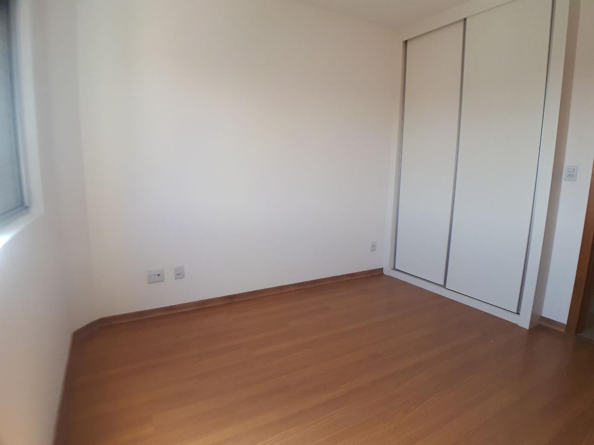 Apartamento, Floresta, 3 Quartos, 2 Vagas, 1 Suíte