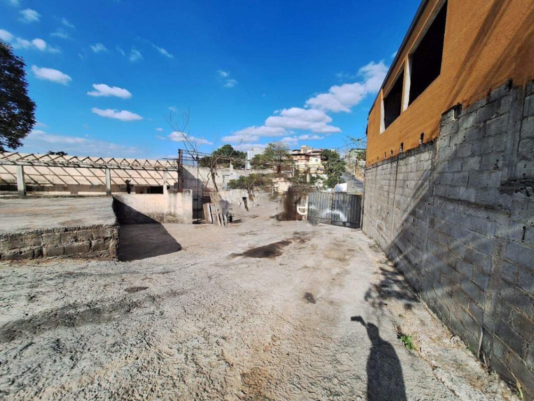 Lote, Jardim Filadélfia, 0 Quarto, 0 Vaga