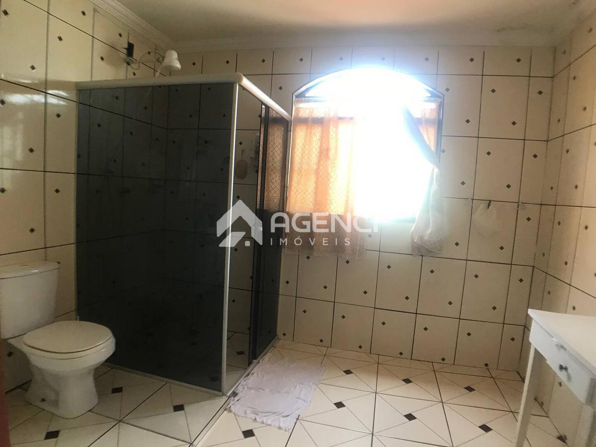 Casa, Santa Maria, 3 Quartos, 0 Vaga, 1 Suíte