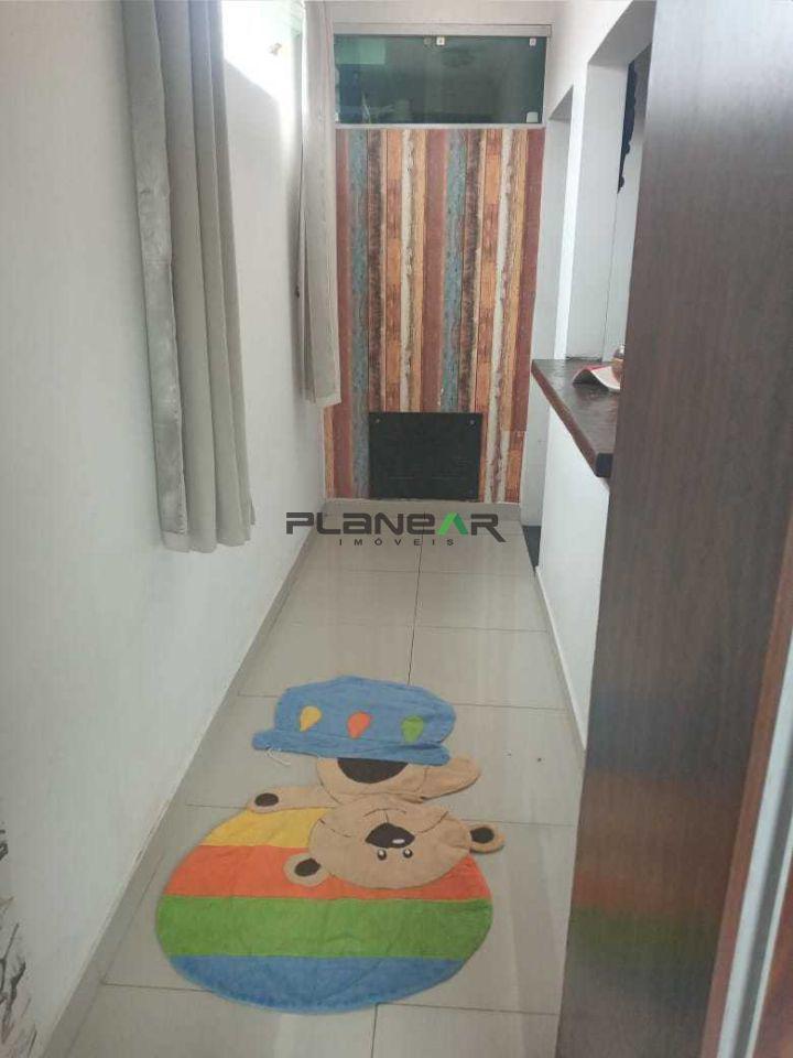 Casa, Tropical, 3 Quartos, 1 Vaga, 1 Suíte