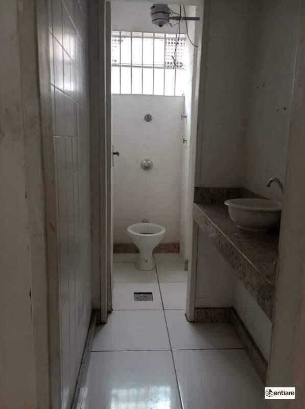 Andar, Centro, 0 Quarto, 0 Vaga