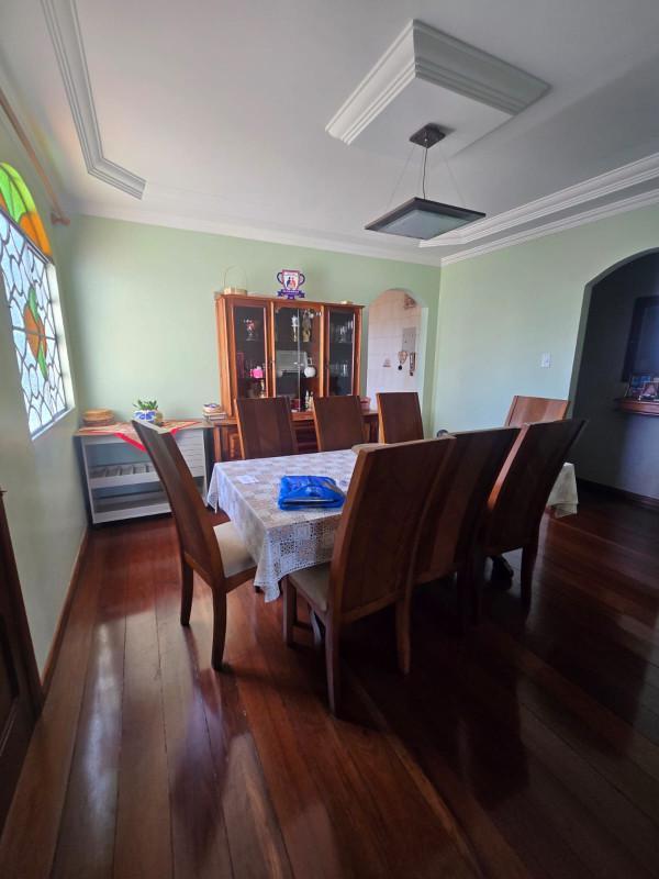 Casa, Vila Santa Luzia, 4 Quartos, 5 Vagas