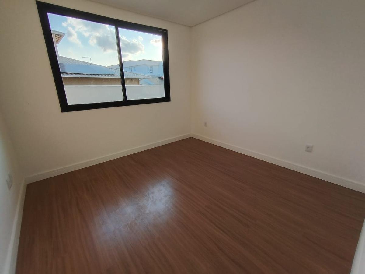 Casa, Planalto, 3 Quartos, 3 Vagas, 1 Suíte