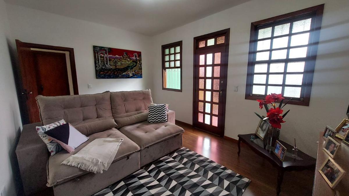 Casa, Dona Clara, 4 Quartos, 6 Vagas, 2 Suítes