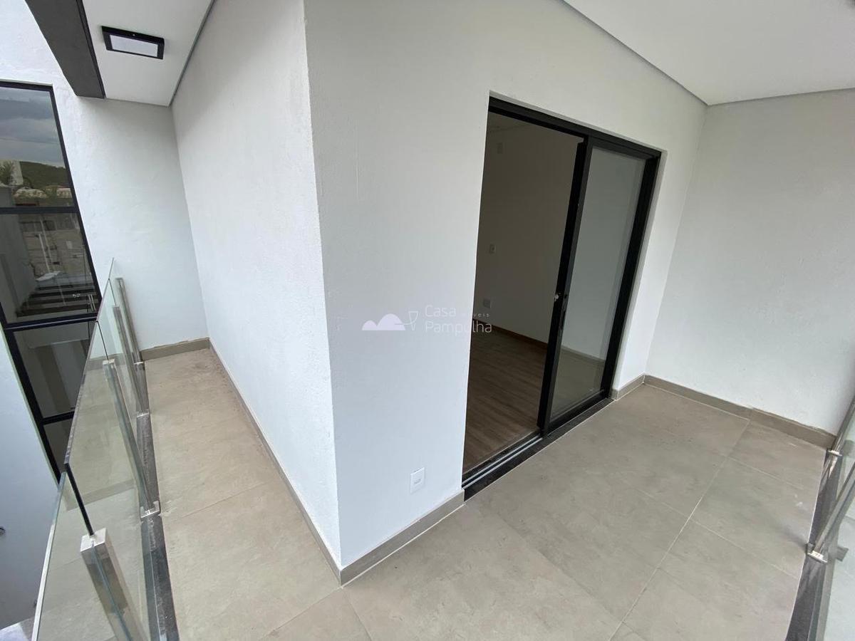 Casa, Paquetá, 3 Quartos, 4 Vagas, 1 Suíte