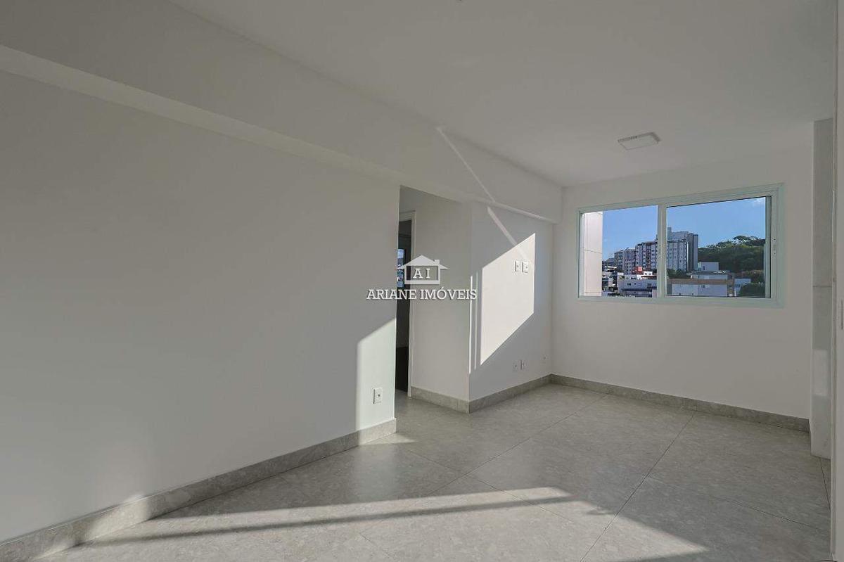 Apartamento, Vila Paris, 2 Quartos, 0 Vaga, 2 Suítes