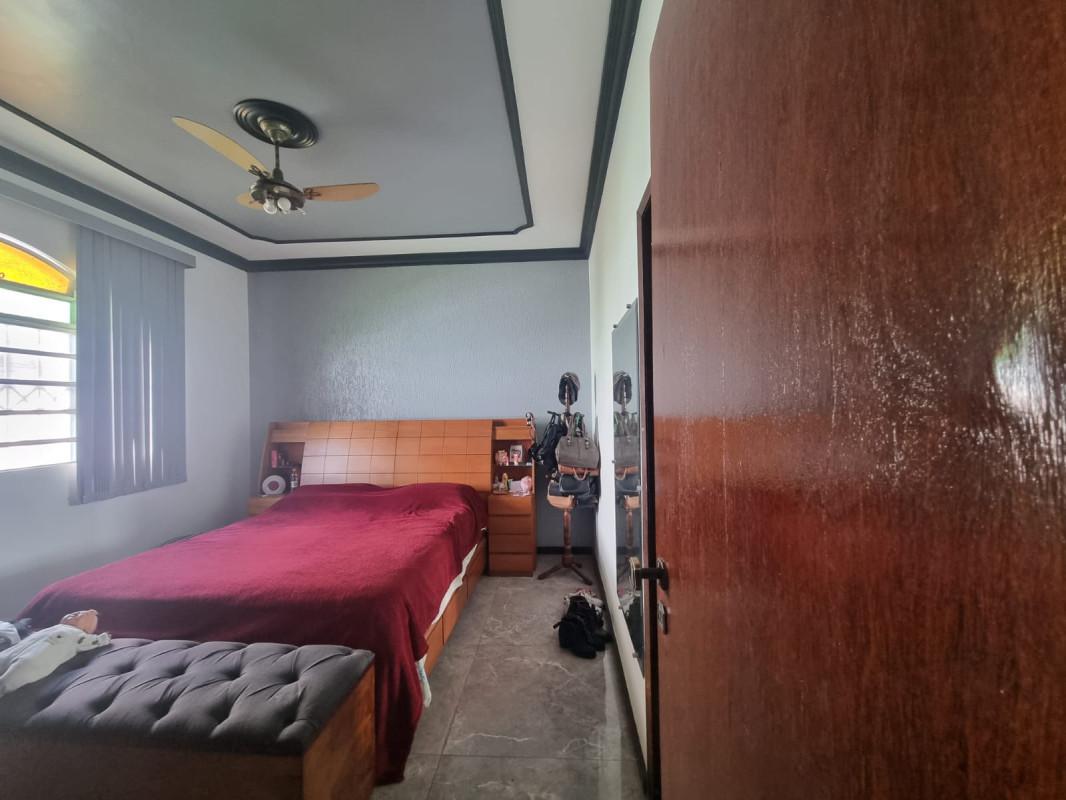 Casa, Jardim Riacho das Pedras, 3 Quartos, 8 Vagas, 2 Suítes
