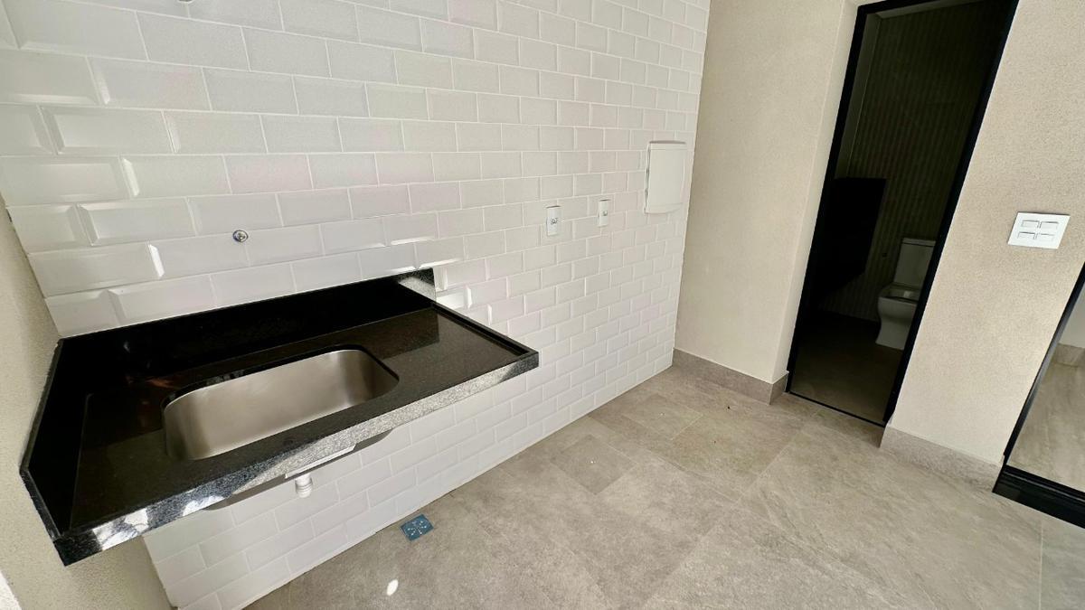 Casa, Jaraguá, 4 Quartos, 4 Vagas, 1 Suíte