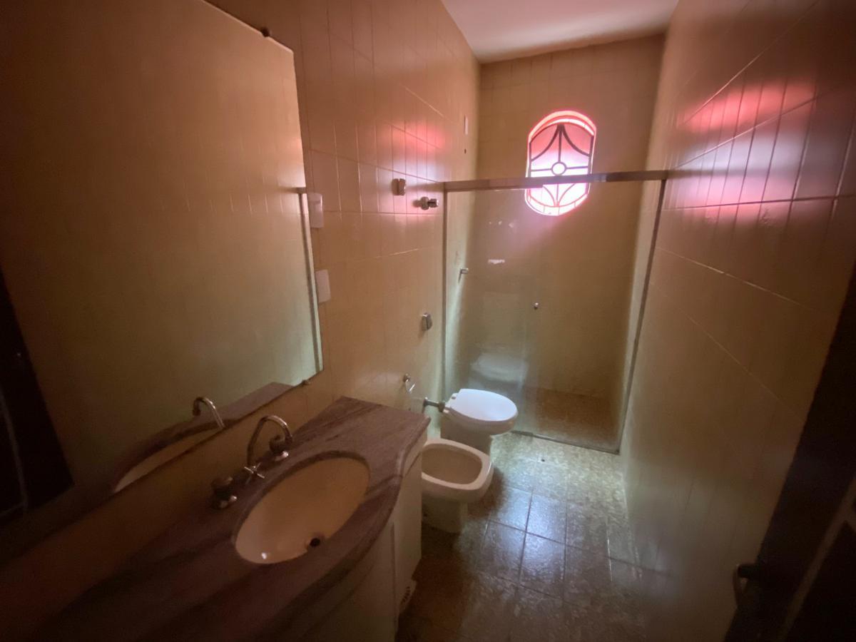 Casa, Santa Amélia, 5 Quartos, 2 Vagas, 2 Suítes