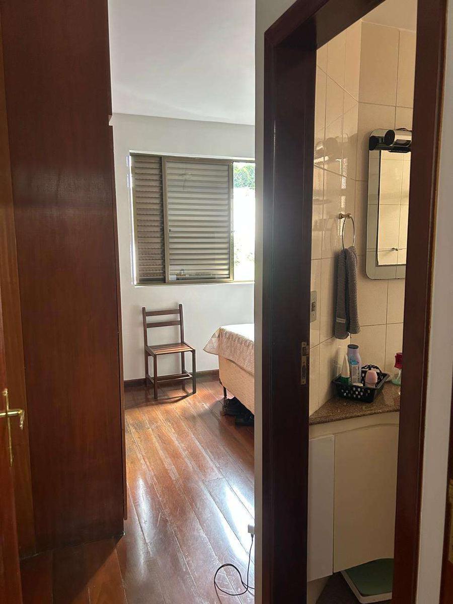 Apartamento, Luxemburgo, 4 Quartos, 3 Vagas, 1 Suíte