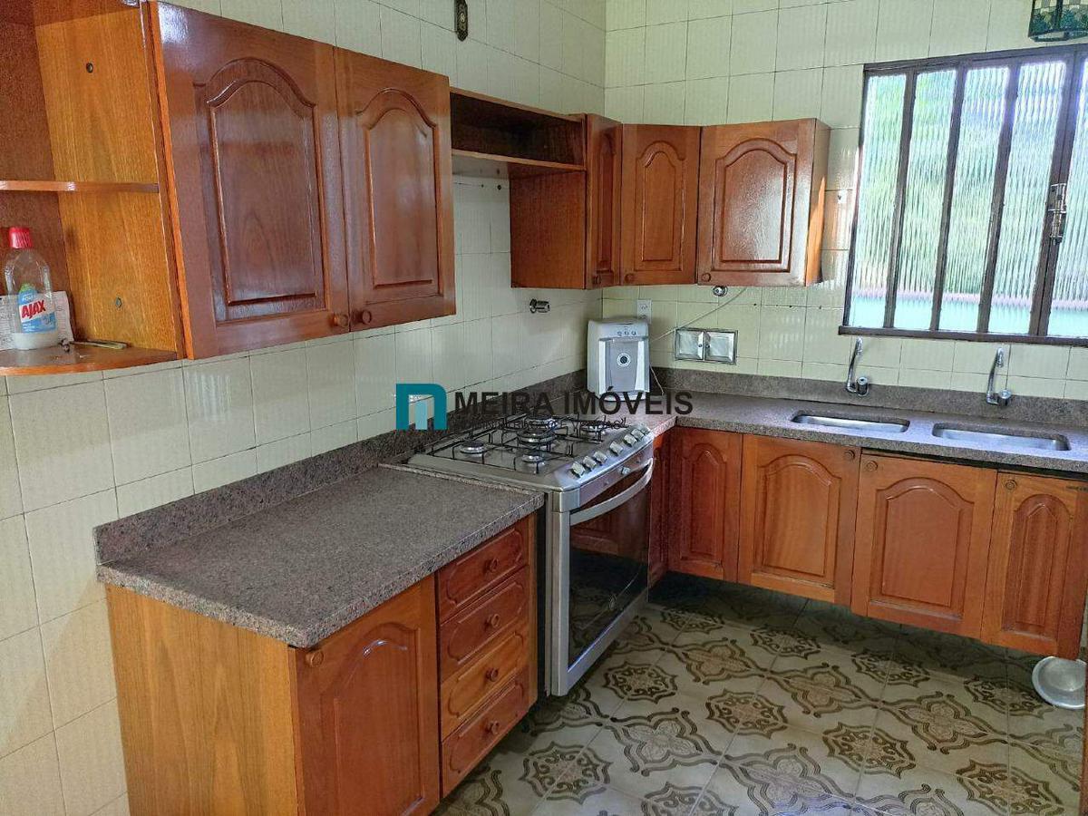 Casa, Nova Suíssa, 8 Quartos, 3 Vagas, 2 Suítes
