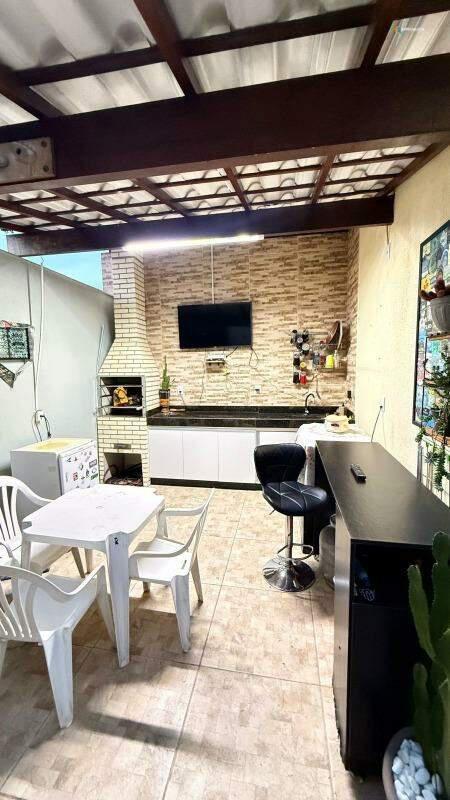Casa, Monte Carlo, 2 Quartos, 2 Vagas
