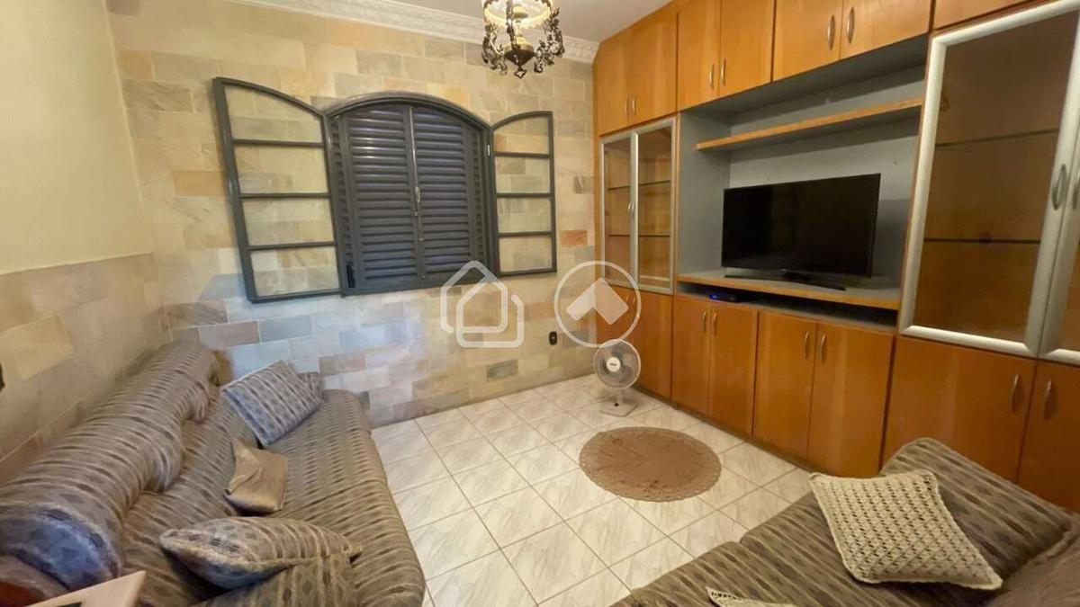 Casa, Padre Eustáquio, 4 Quartos, 4 Vagas, 3 Suítes