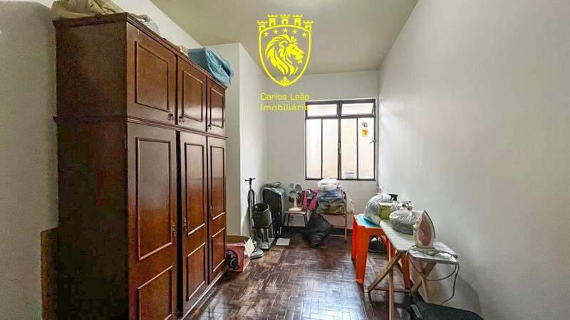 Casa, Santa Terezinha, 4 Quartos, 5 Vagas, 1 Suíte