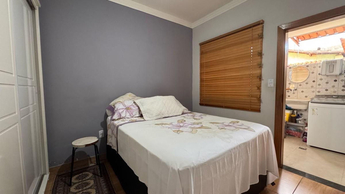 Casa, Santa Efigênia, 6 Quartos, 2 Vagas, 1 Suíte