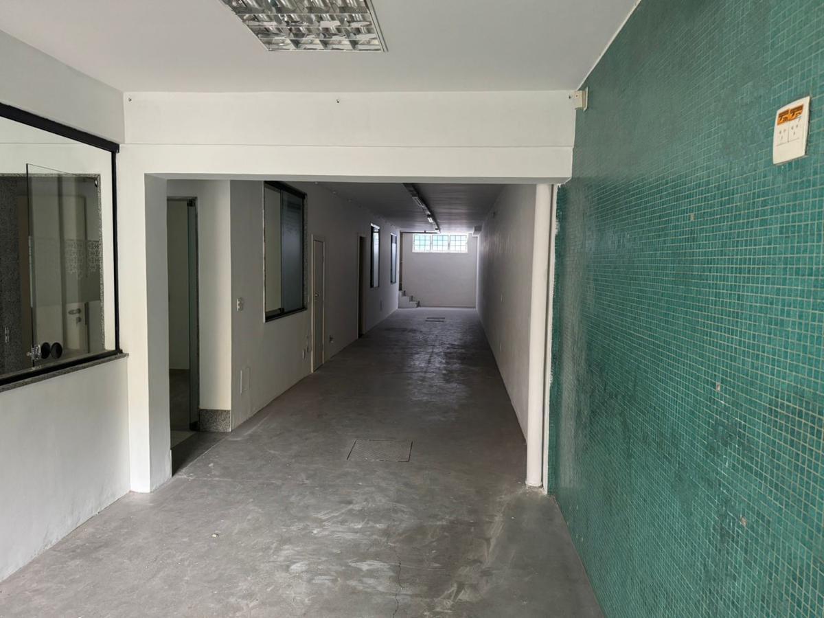 Casa, Floresta, 20 Quartos, 2 Vagas