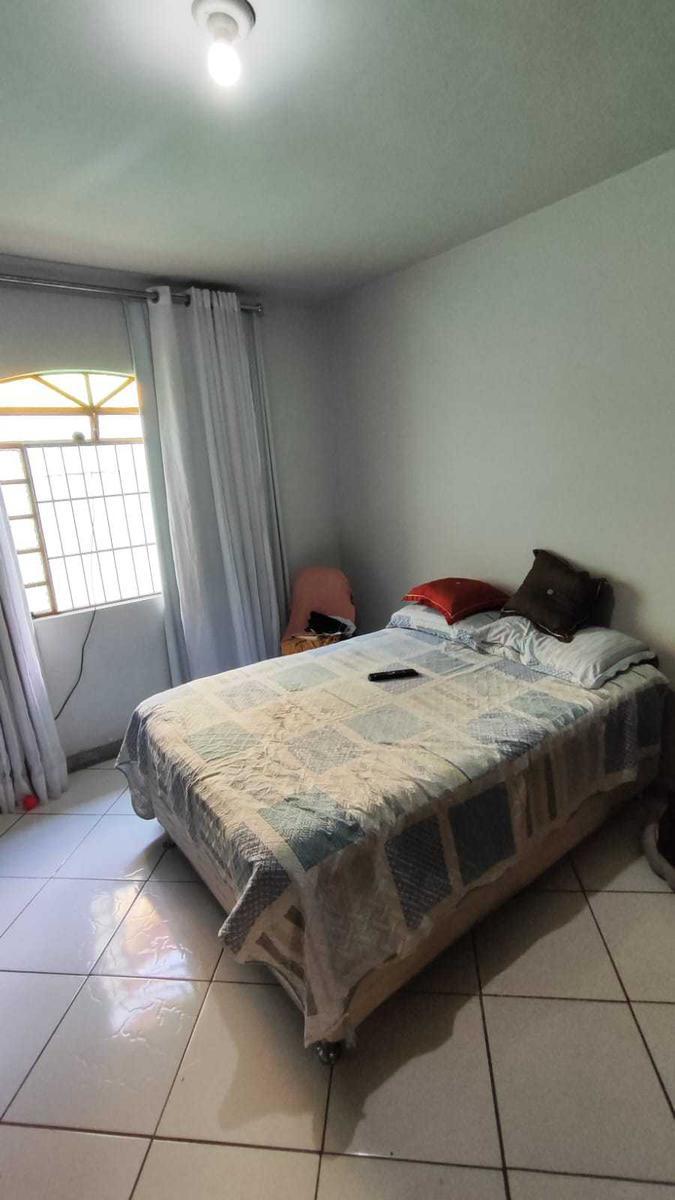 Casa, Pedra Azul, 4 Quartos, 3 Vagas, 1 Suíte