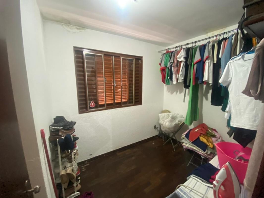 Casa Comercial, Goiânia, 4 Quartos, 2 Vagas, 2 Suítes