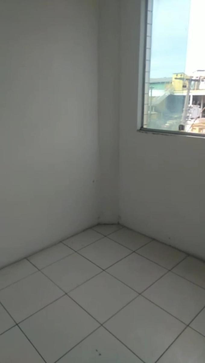 Quitinete, Glória, 1 Quarto, 0 Vaga