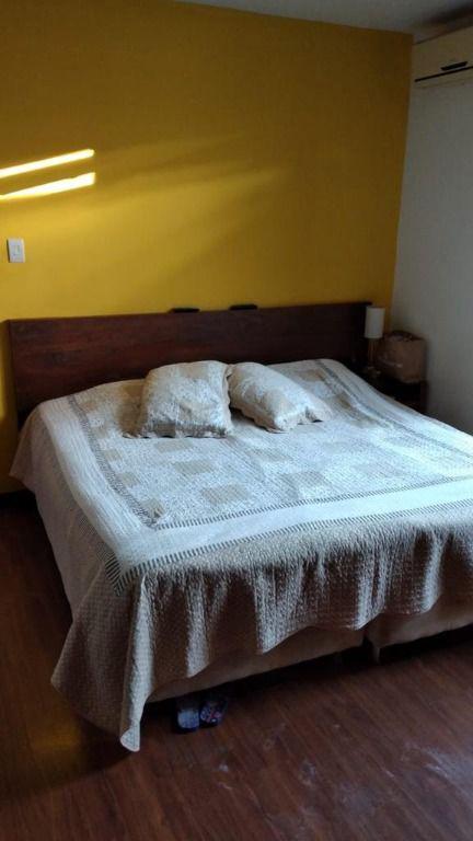 Casa, Centro, 4 Quartos, 3 Vagas, 1 Suíte