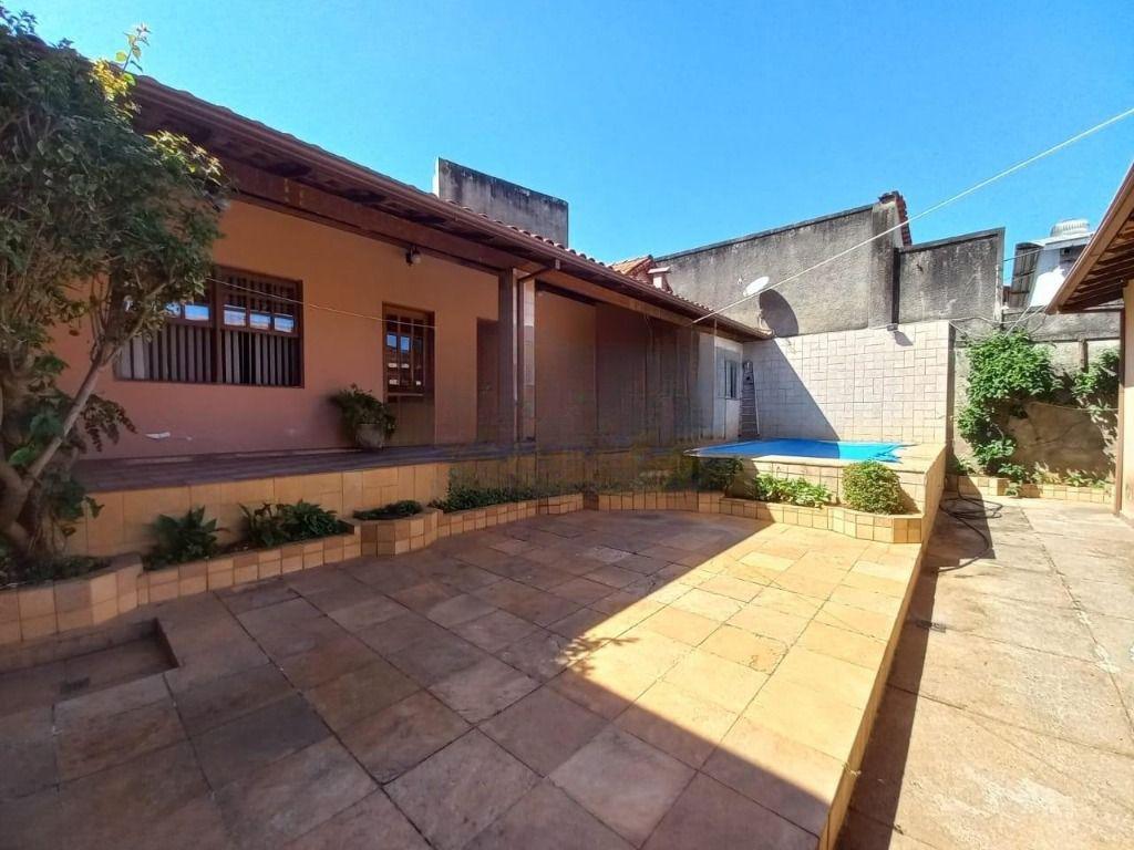 Casa, Santa Inês, 3 Quartos, 2 Vagas, 1 Suíte