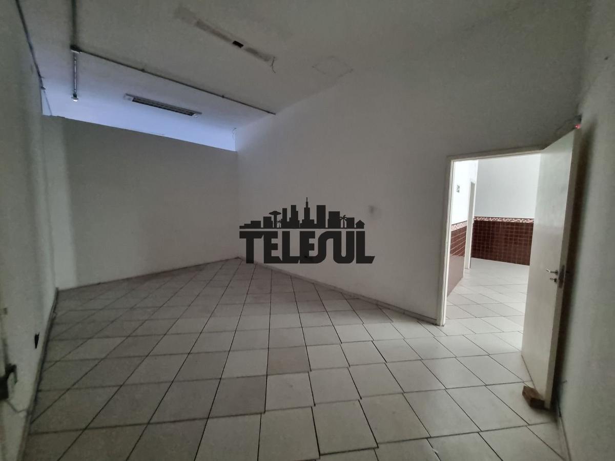 Galpão, Centro, 0 Quarto, 0 Vaga