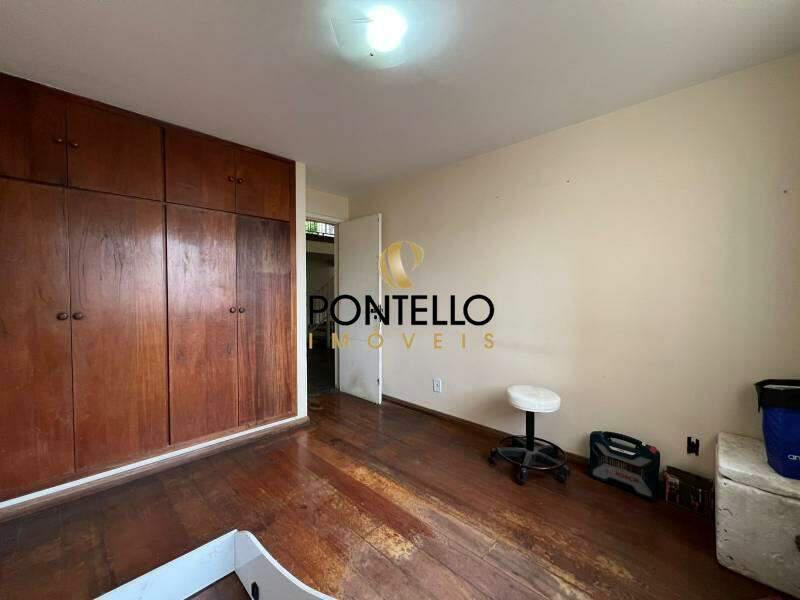 Casa, Nova Granada, 3 Quartos, 2 Vagas, 1 Suíte