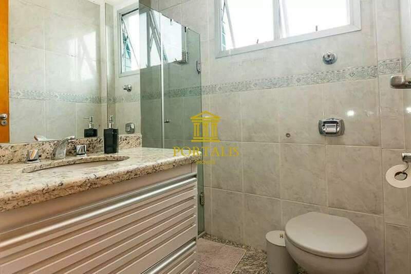 Cobertura, Prado, 4 Quartos, 2 Vagas, 1 Suíte