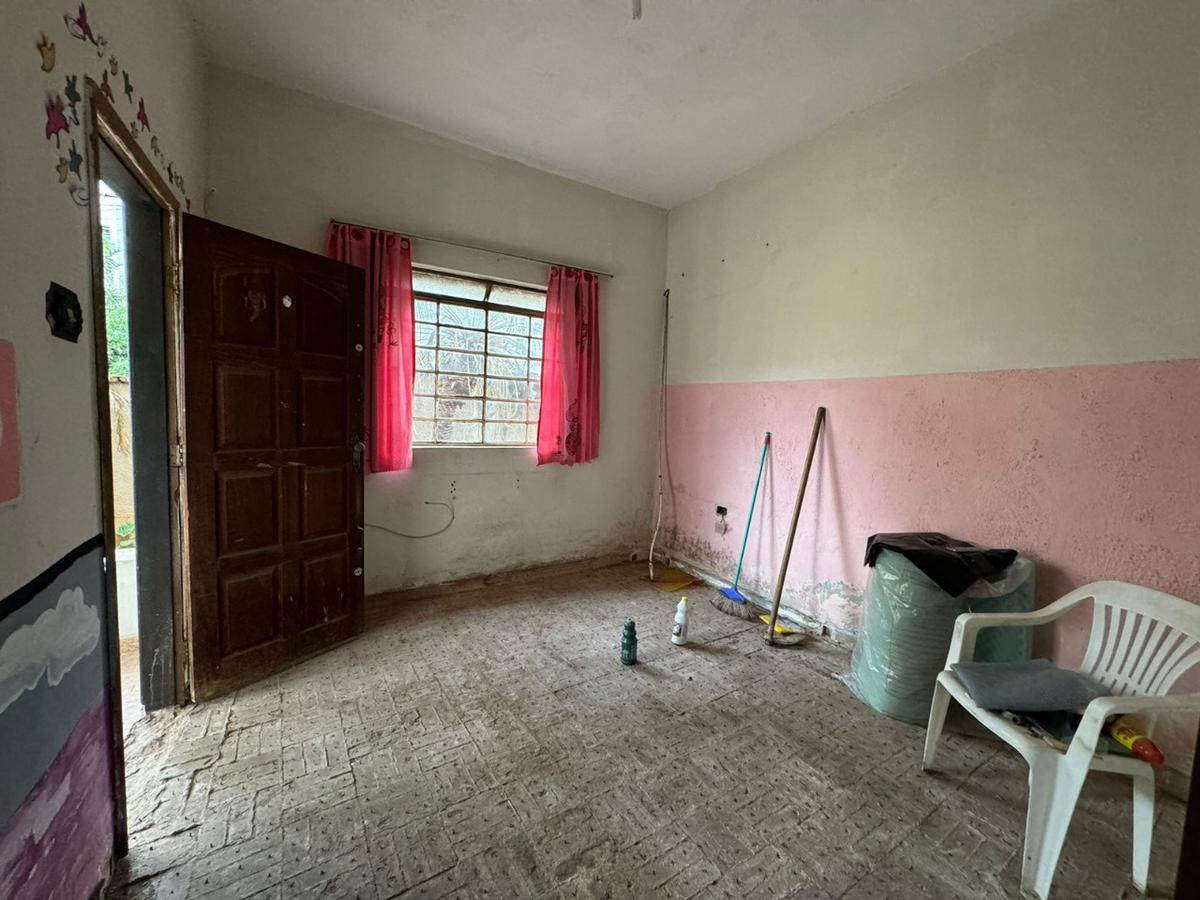 Casa, Santa Cruz, 3 Quartos, 4 Vagas, 1 Suíte
