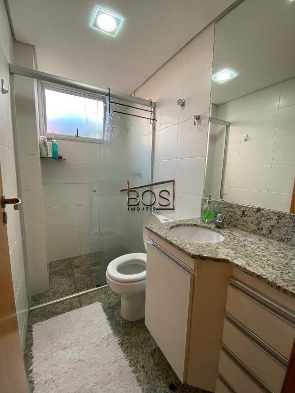 Apartamento, Serra, 2 Quartos, 3 Vagas, 1 Suíte