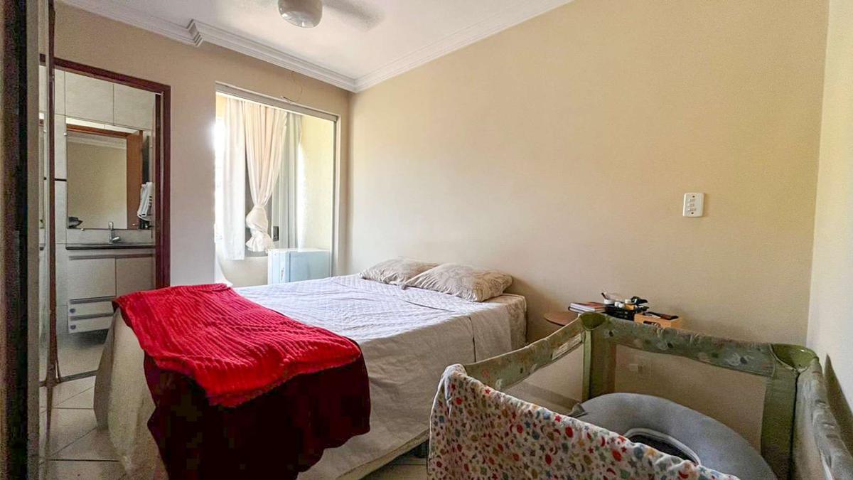 Casa, Camargos, 2 Quartos, 2 Vagas, 1 Suíte