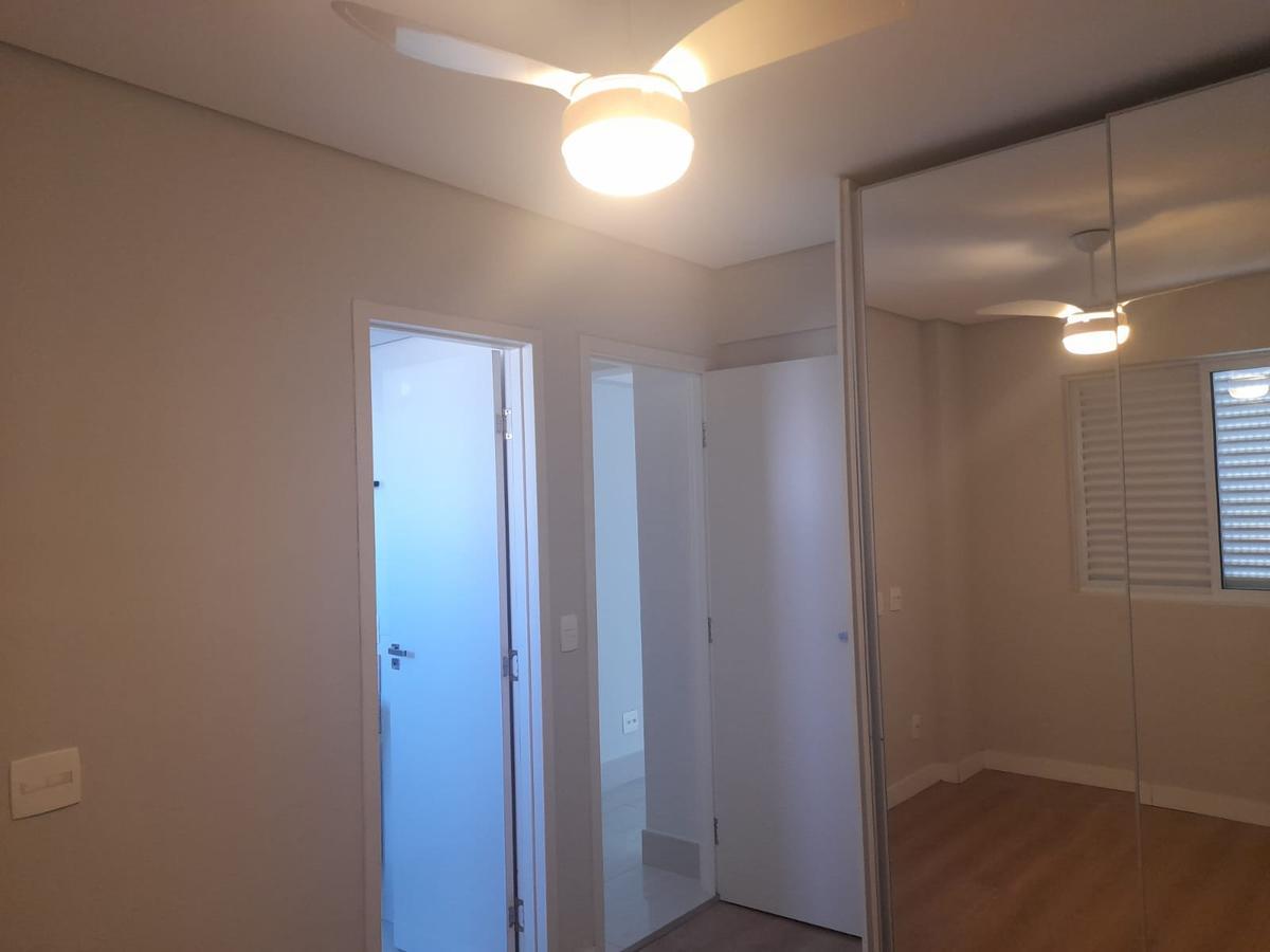 Apartamento, Sagrada Família, 3 Quartos, 2 Vagas, 1 Suíte