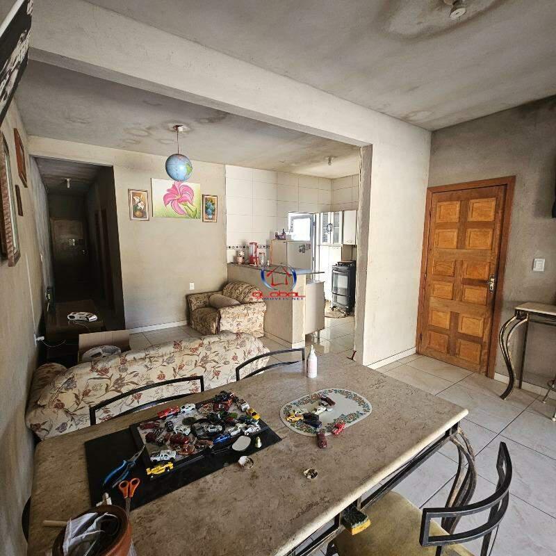 Casa, Céu Azul, 3 Quartos, 6 Vagas, 2 Suítes