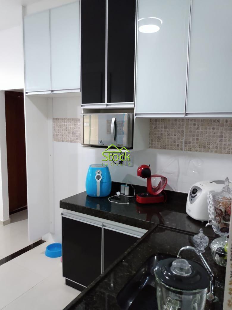 Casa, Jardim Imperial, 2 Quartos, 2 Vagas, 1 Suíte