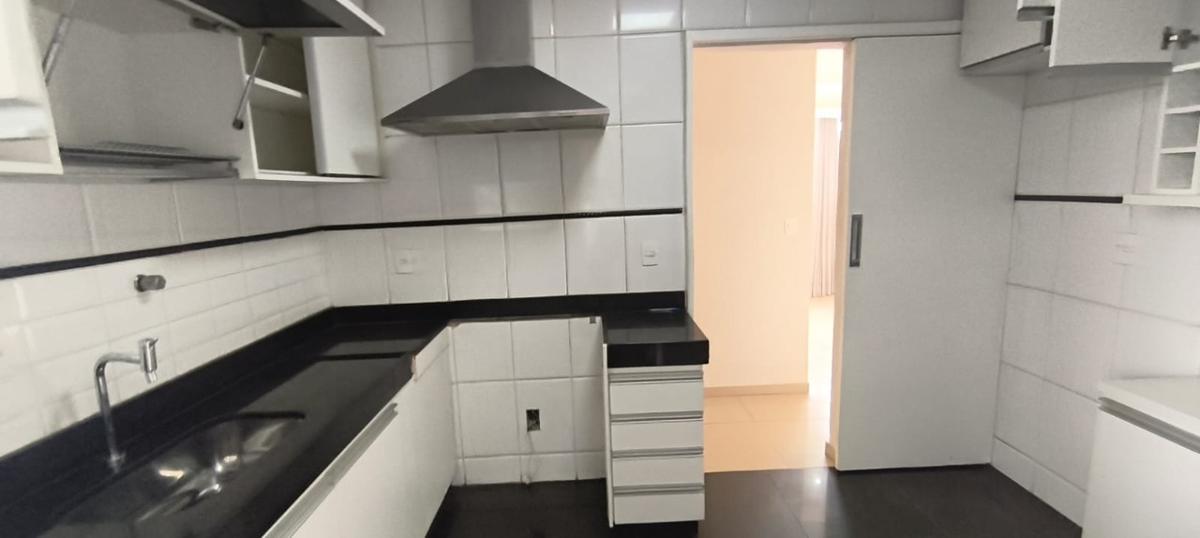 Apartamento, Ipiranga, 4 Quartos, 2 Vagas, 1 Suíte