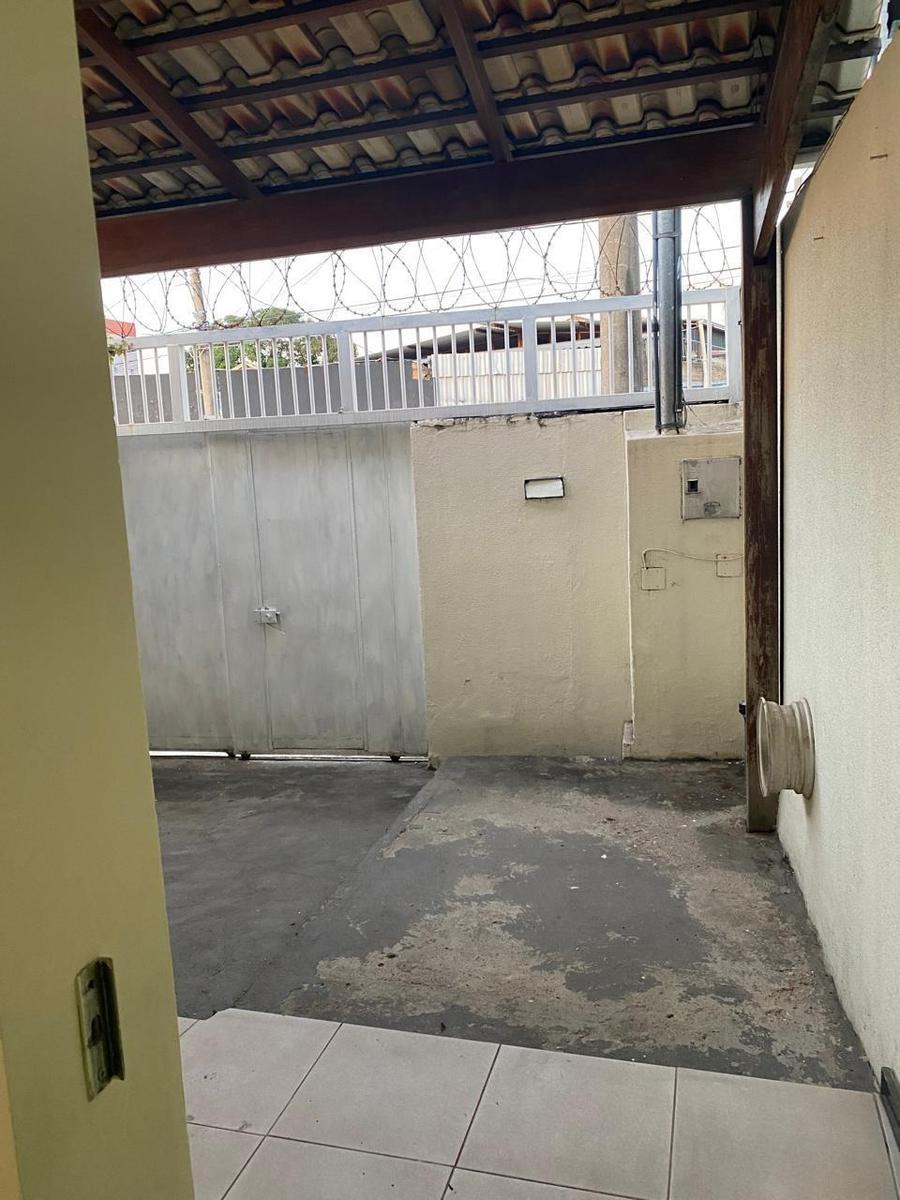 Casa, Santa Branca, 2 Quartos, 1 Vaga