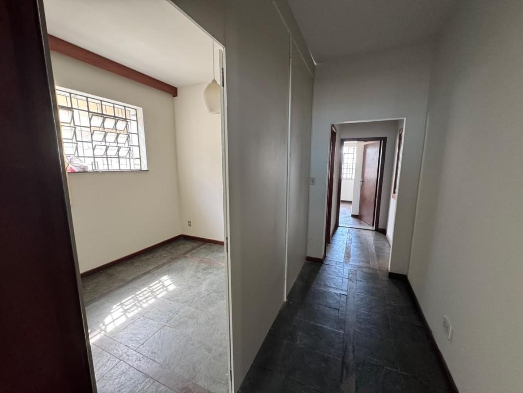 Casa, Colégio Batista, 2 Quartos, 2 Vagas