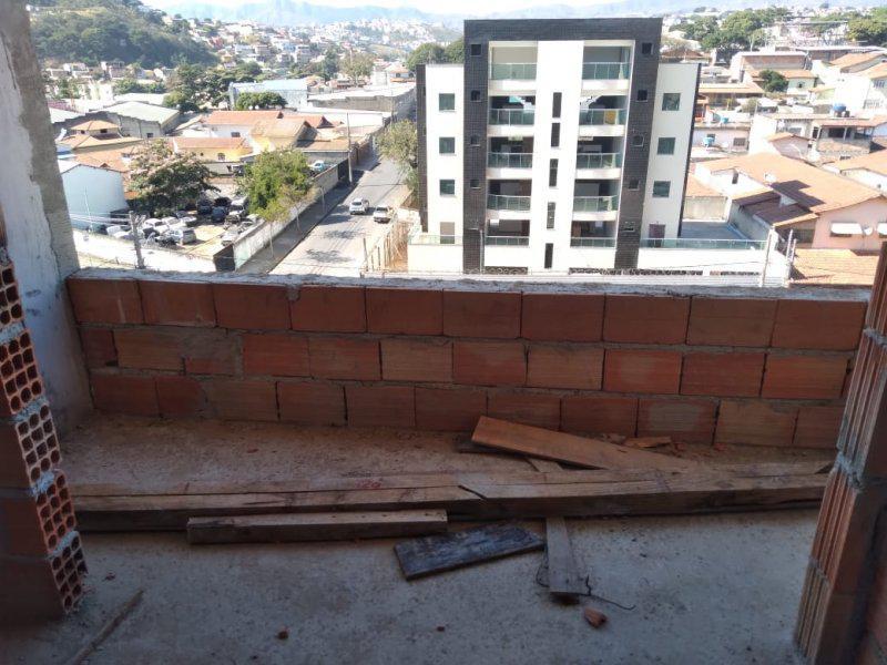 Cobertura, Tirol, 3 Quartos, 0 Vaga, 1 Suíte