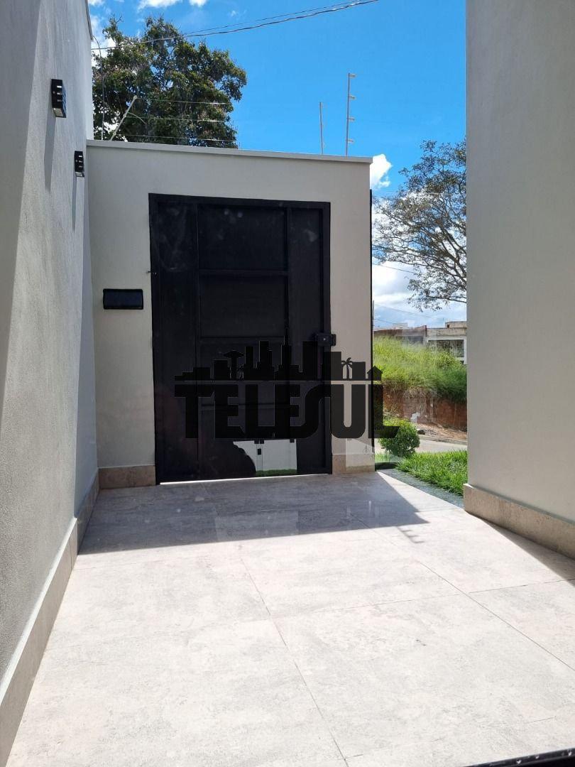 Casa, Parque Mariela, 3 Quartos, 0 Vaga, 1 Suíte