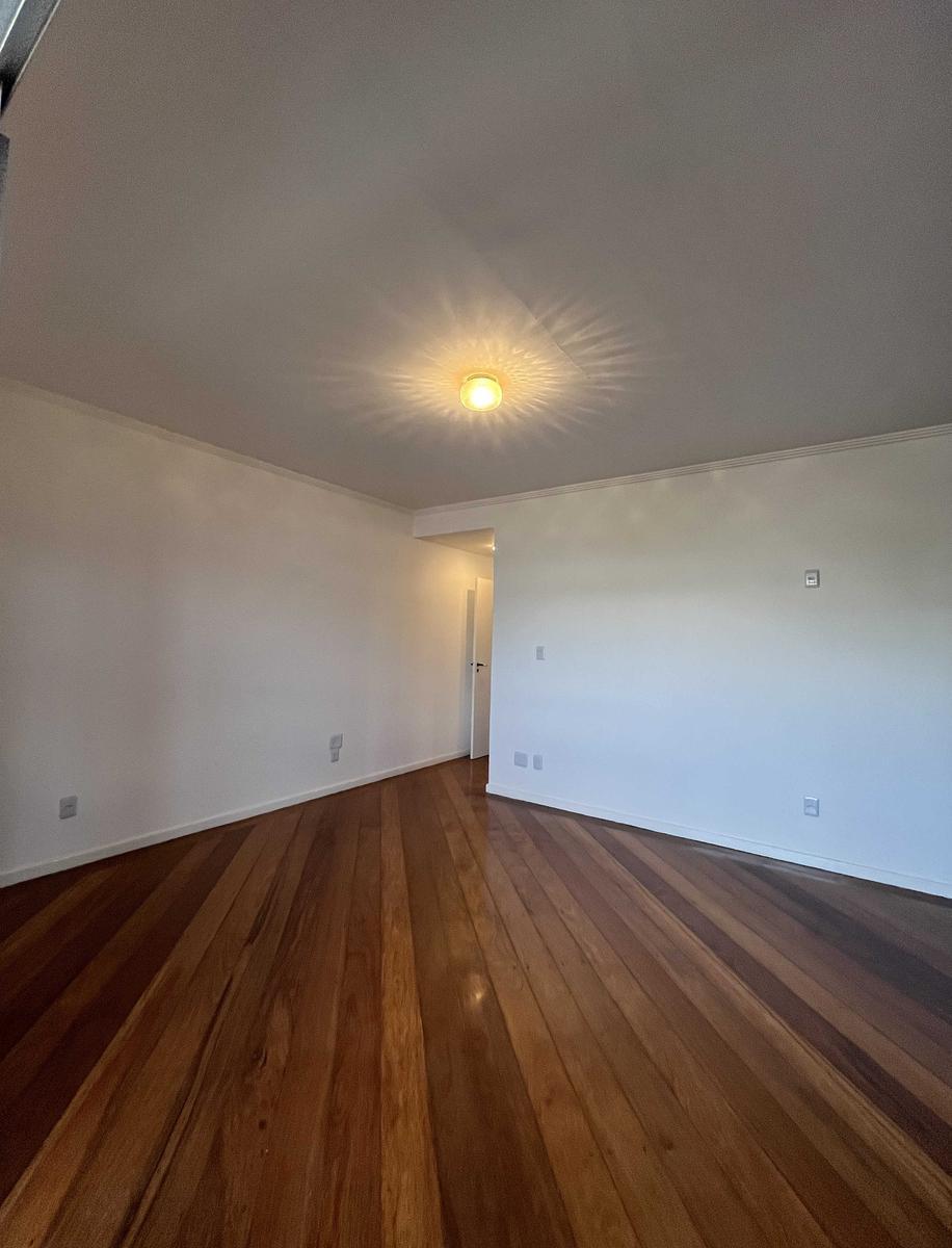 Cobertura, Ramos, 5 Quartos, 2 Vagas, 2 Suítes